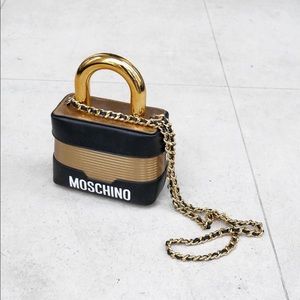 H&M Moschino bag limited edition